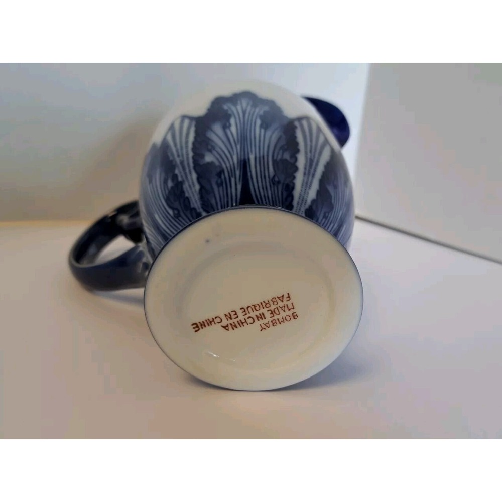 Vintage 98‎ Bombay Porcelain Cobalt Blue&white Creamer 5.5" tall New.  2 - Picture 4 of 6